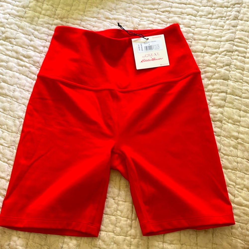 NWT THE GREAT. + EDDIE BAUER red biker shorts Small